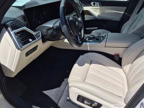 Certified 2024 BMW X5 sDrive40i w/ Premium Package RWD image 12