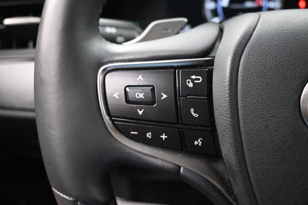 Used 2022 Lexus ES 350 w/ ES 350 Ultra Luxury Package FWD image 11