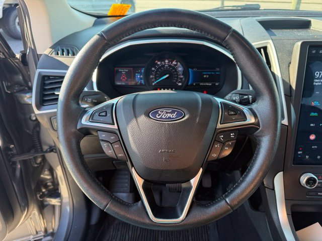 Used 2021 Ford Edge SEL w/ Convenience Package AWD/4WD image 16