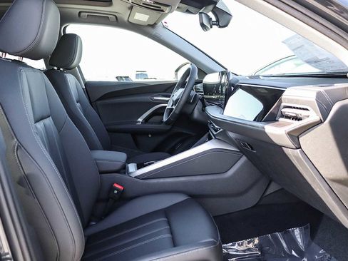 New 2025 Audi Q5 Premium image 21