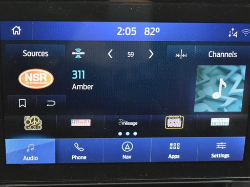 Used 2021 Ford Explorer XLT w/ Equipment Group 202A AWD/4WD image 32