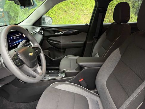 Certified 2024 Chevrolet TrailBlazer LS w/ LS Convenience Package AWD/4WD image 18
