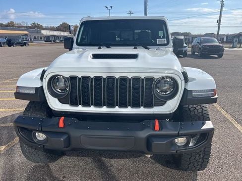 New 2026 Jeep Gladiator Mojave image 2