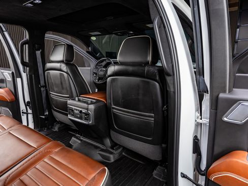 Used 2024 GMC Sierra 1500 Denali Ultimate image 32