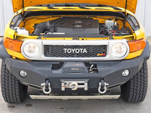 Used 2007 Toyota FJ Cruiser 4WD image 7