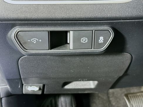 Used 2025 Kia K4 LXS FWD image 17