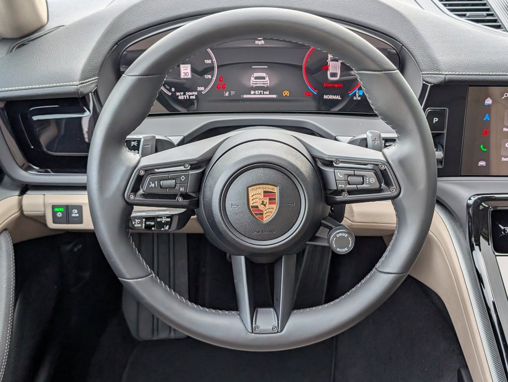 Certified 2025 Porsche Panamera RWD image 21
