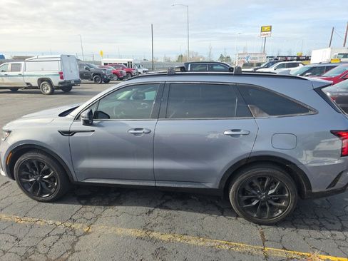 Used 2021 Kia Sorento SX image 5