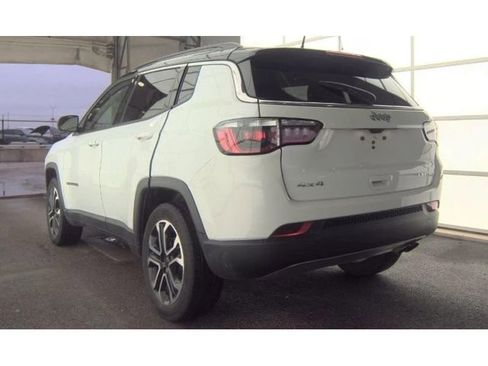 Used 2022 Jeep Compass Limited AWD/4WD image 4