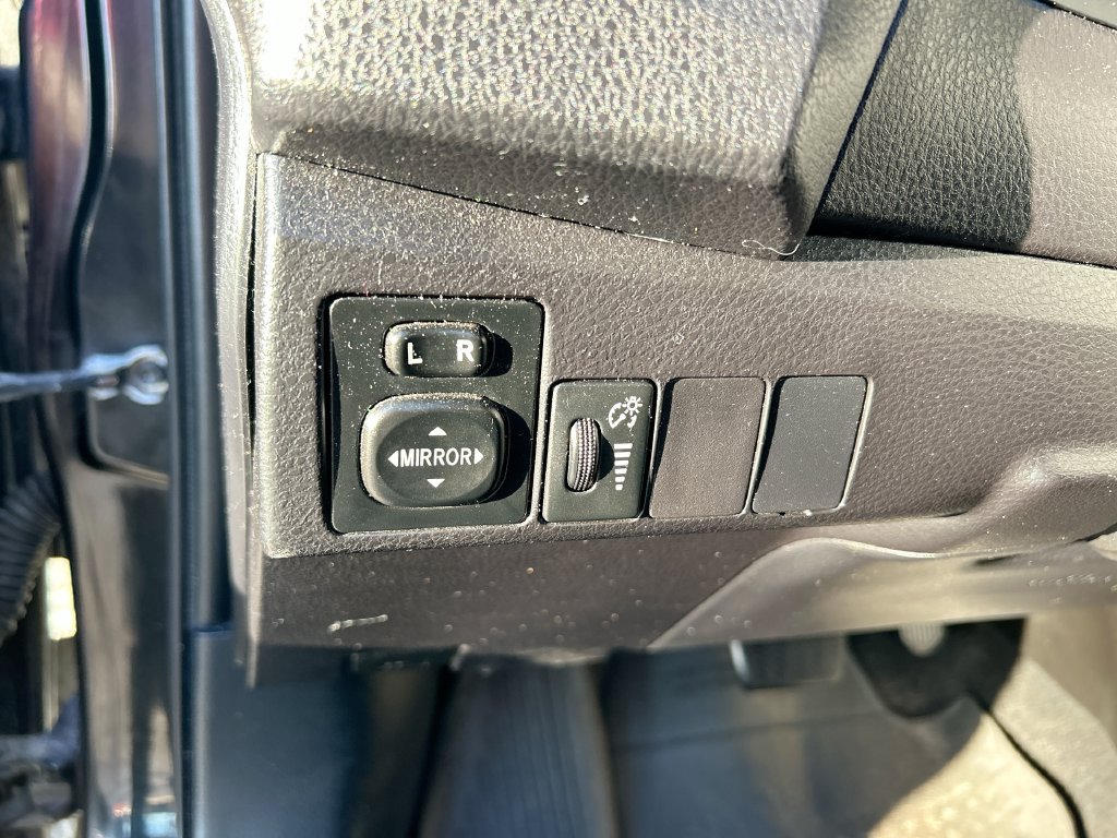 Used 2014 Toyota Corolla S FWD image 13
