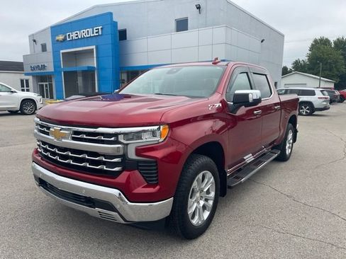 Used 2023 Chevrolet Silverado 1500 LTZ w/ LTZ Convenience Package II AWD/4WD image 2