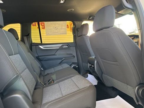 New 2026 GMC Acadia Elevation image 27