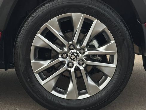 Certified 2025 Toyota RAV4 Limited FWD image 32