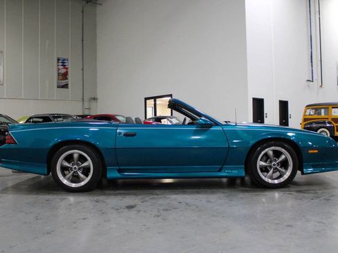 Used 1991 Chevrolet Camaro RS image 8