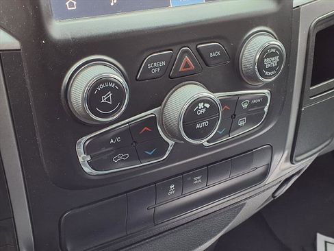 Used 2023 RAM 1500 Classic SLT w/ Electronics Group image 7