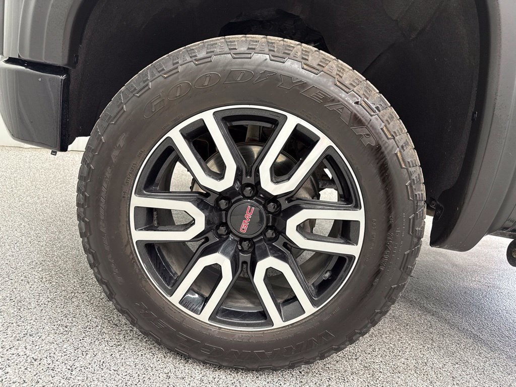 Used 2021 GMC Sierra 1500 AT4 w/ AT4 Premium Package AWD/4WD image 13