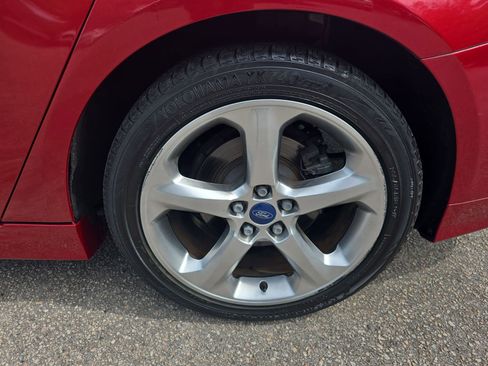 Used 2014 Ford Fusion SE image 32