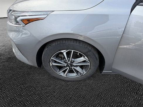 Certified 2023 Kia Forte LXS image 11