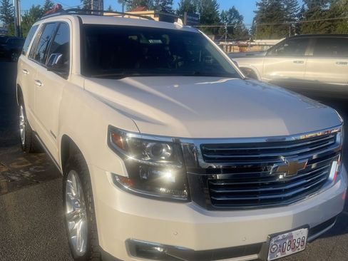 Used 2019 Chevrolet Tahoe Premier w/ Premier Plus Edition AWD/4WD image 2