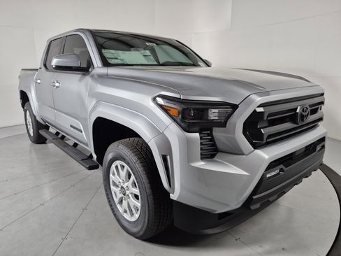 New 2026 Toyota Tacoma SR5 AWD/4WD image 6