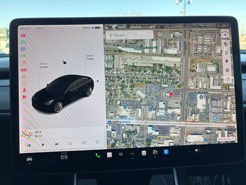Used 2020 Tesla Model 3 Standard Range image 24