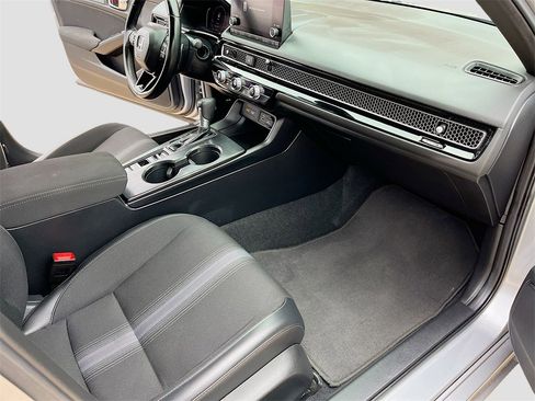 Used 2024 Honda Civic Sport image 25