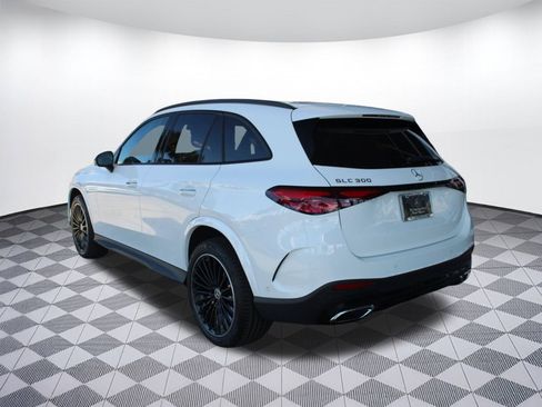 Used 2026 Mercedes-Benz GLC 300 image 3