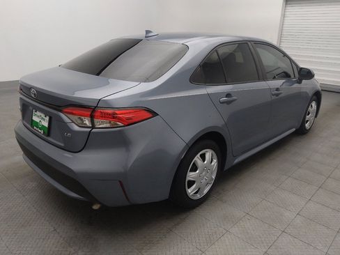 Used 2022 Toyota Corolla LE image 9