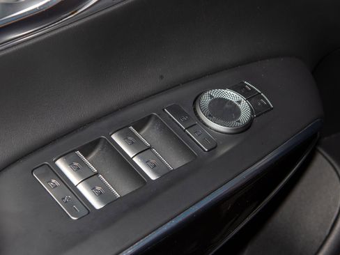 Used 2024 Genesis GV70 2.5T image 27