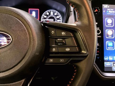 Used 2024 Subaru Crosstrek 2.5i Limited image 24