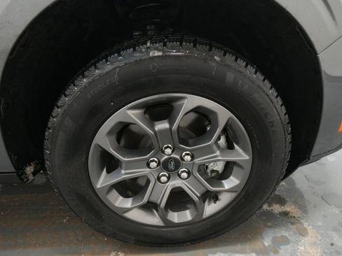 Used 2024 Ford Maverick XLT image 11