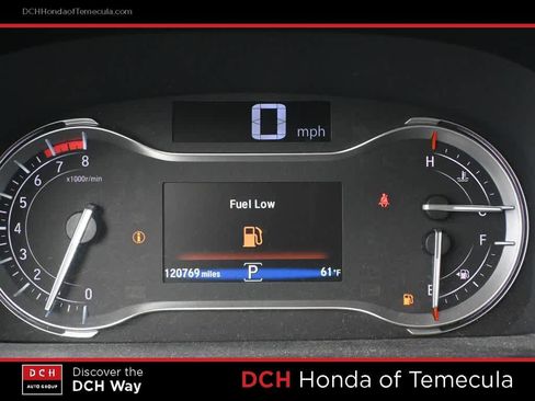Used 2017 Honda Pilot EX image 7