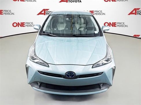 Certified 2022 Toyota Prius XLE image 2