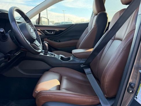 Used 2022 Subaru Outback Touring w/ Popular Package #2 image 6