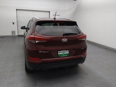 Used 2016 Hyundai Tucson SE w/ Option Group 02 AWD/4WD image 5