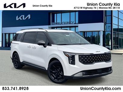 New 2026 Kia Carnival SX