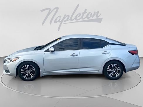 Used 2022 Nissan Sentra SV FWD image 2