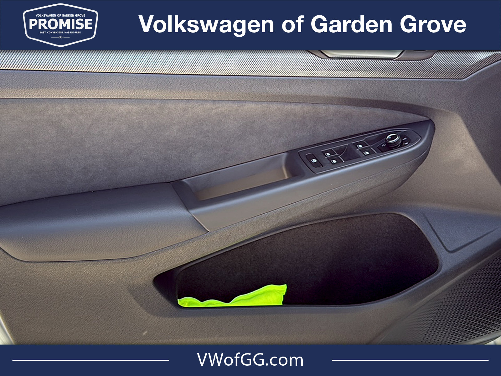 New 2026 Volkswagen GTI SE FWD image 11