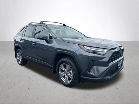 Certified 2025 Toyota RAV4 XLE AWD/4WD image 6