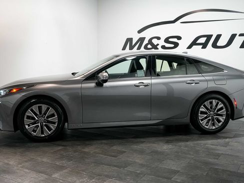 Used 2023 Toyota Mirai w/ Advanced Technology Package RWD image 3