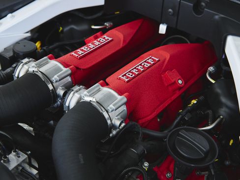 Used 2024 Ferrari Roma Spider image 15