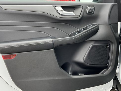 Certified 2024 Ford Escape Active w/ Tech Pack #2 image 13