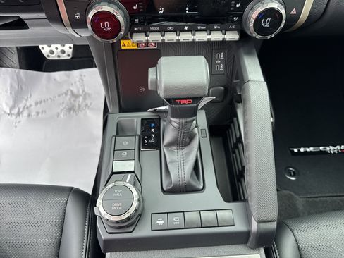 New 2025 Toyota Tacoma 4x4 Double Cab Hybrid image 21