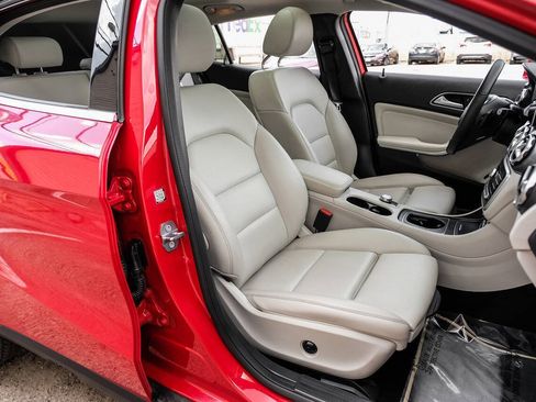Used 2019 Mercedes-Benz GLA 250 image 33