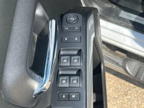 Used 2017 Chevrolet Silverado 3500 LT w/ LT Convenience Package AWD/4WD image 5