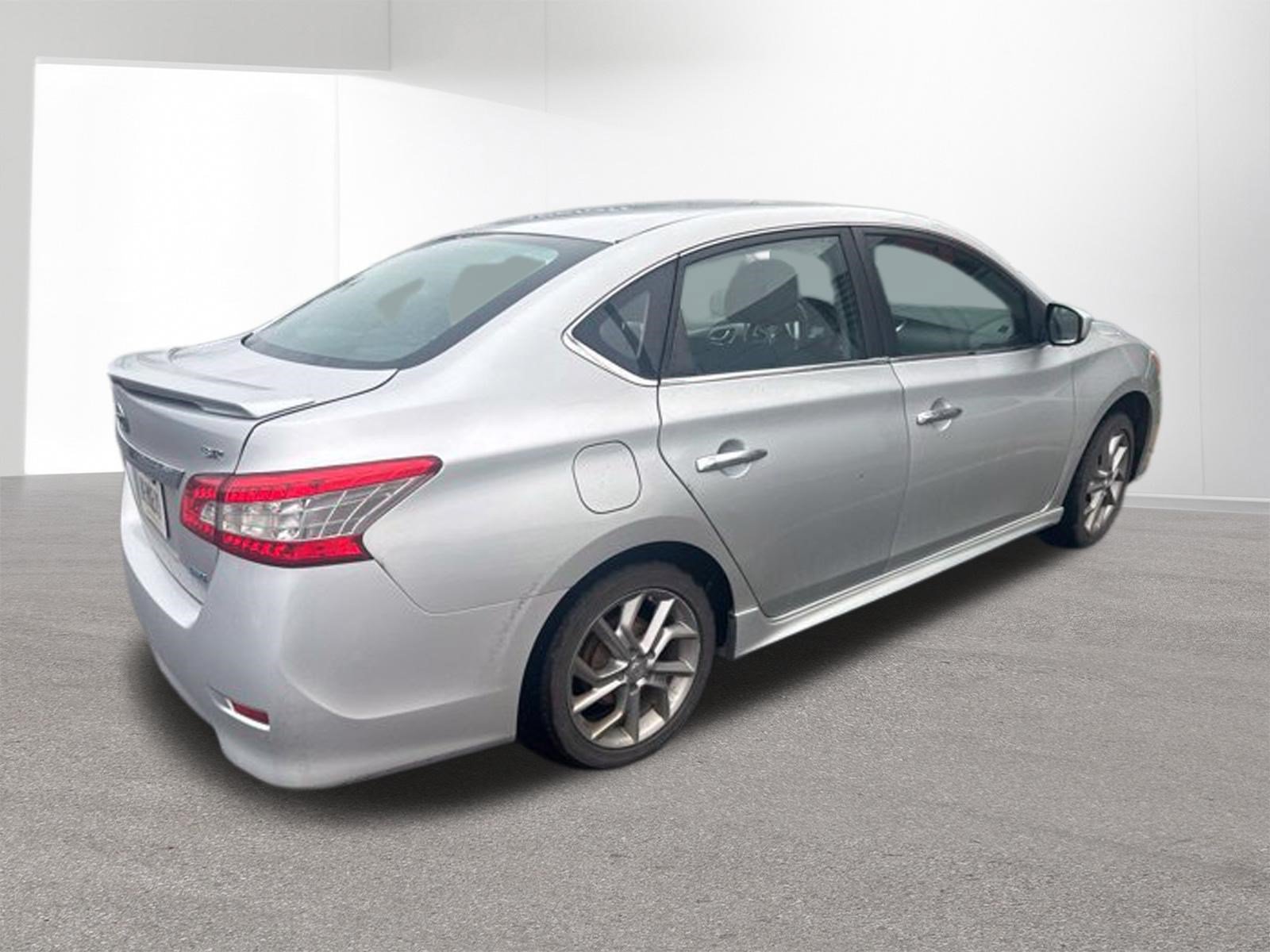 Used 2014 Nissan Sentra SR FWD image 4