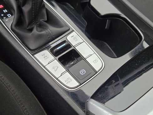 Used 2022 Hyundai Tucson SE image 34