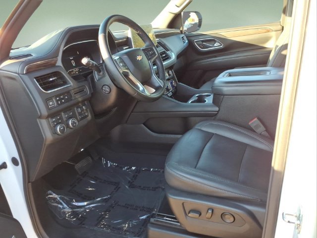 Used 2023 Chevrolet Tahoe LT w/ LT Signature Package AWD/4WD image 11