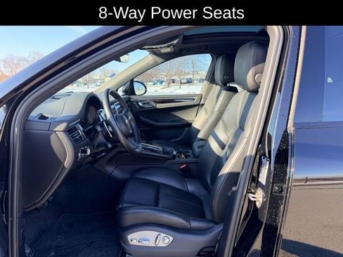 Used 2022 Porsche Macan S image 8