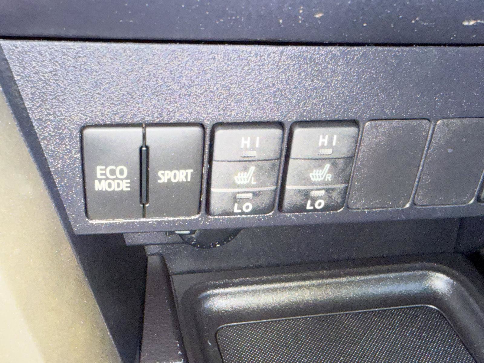 Used 2014 Toyota RAV4 Limited w/ Technology Package AWD/4WD image 51